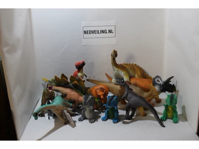 Restpartij speelgoed dino 13 stuks - afbeelding 1 van  7