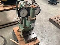 Result - hydraulische pers - afbeelding 1 van  3