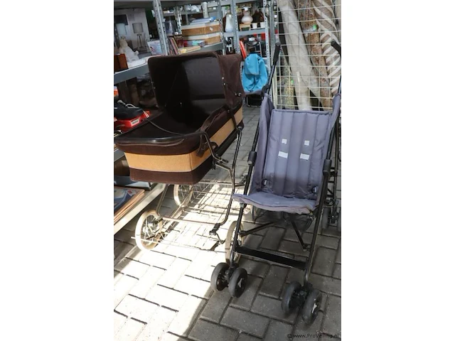 Retro kinderwagen & kinderbuggy - afbeelding 1 van  7
