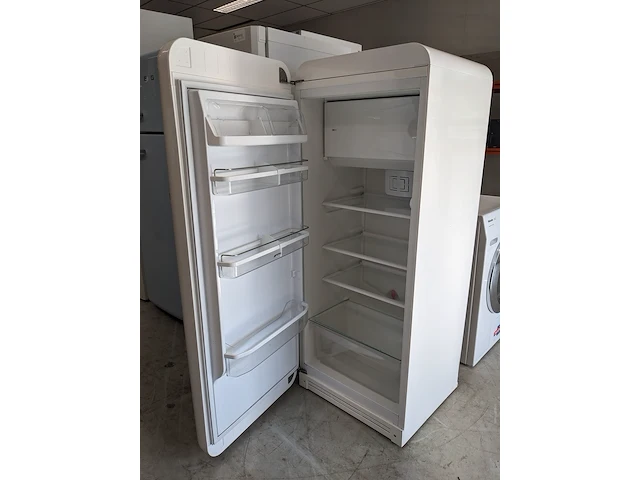 Retro koelkast smeg, fab28lw1, creme - afbeelding 2 van  7