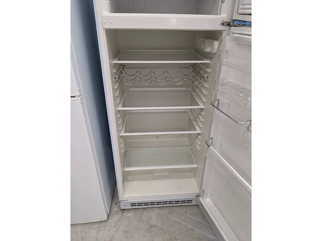 Retro koelkast smeg, s30strp4, hemelblauw - afbeelding 3 van  7