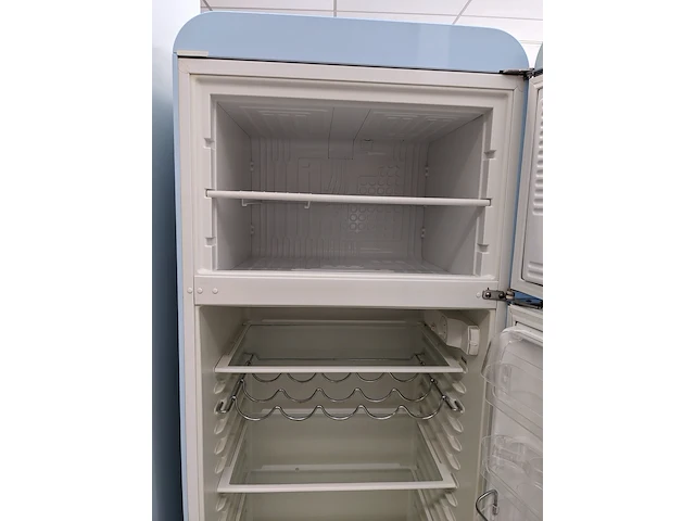 Retro koelkast smeg, s30strp4, hemelblauw - afbeelding 4 van  7