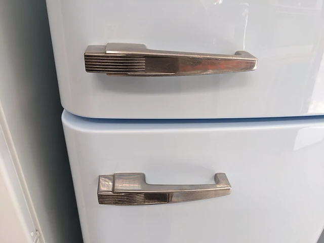 Retro koelkast smeg, s30strp4, hemelblauw - afbeelding 6 van  7