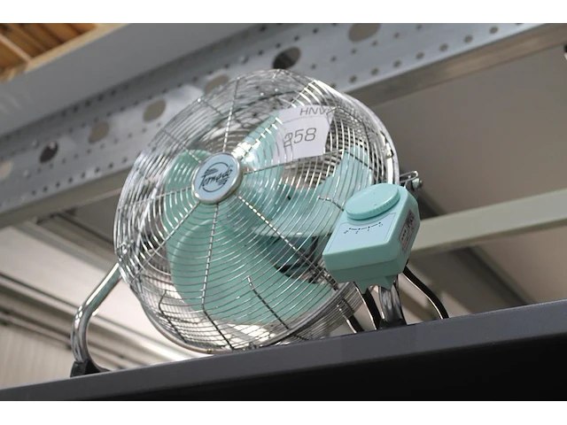 Retro tafelventilator tornado. - afbeelding 2 van  2