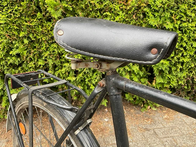Retro transportfiets - afbeelding 10 van  12