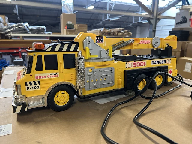 Retro/vintage bestuurbare wagen - afbeelding 2 van  6