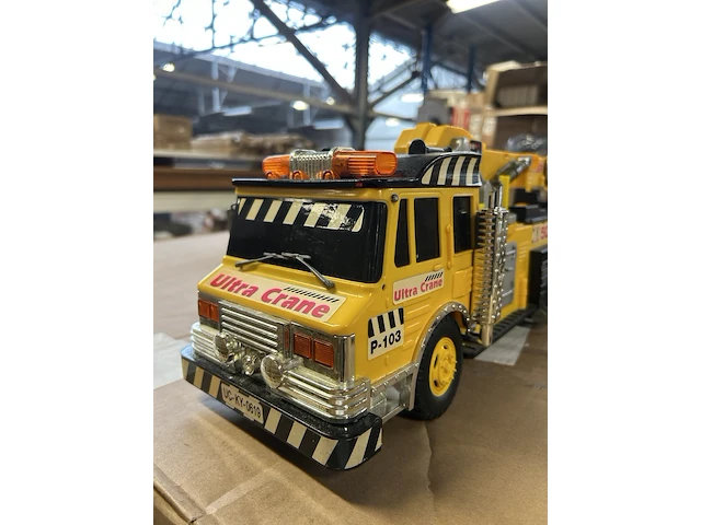 Retro/vintage bestuurbare wagen - afbeelding 5 van  6
