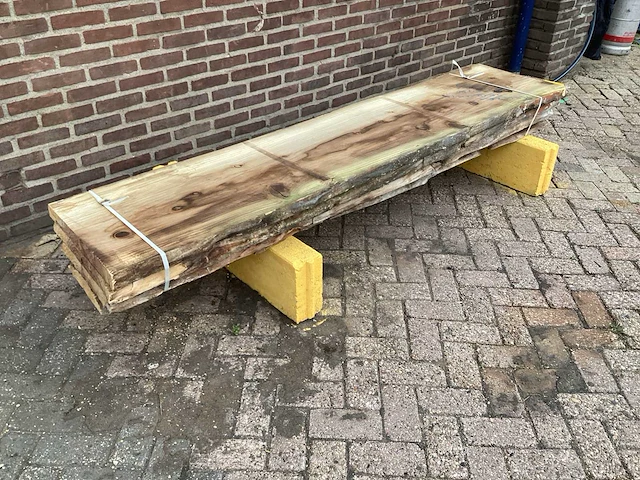 Reuzen sequoia - 2019 gezaagd 200 x 540 x 2400 mm - schaaldeel (4x) - afbeelding 3 van  6