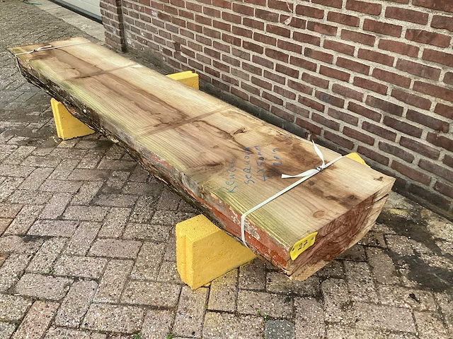 Reuzen sequoia - 2019 gezaagd 220 x 540 x 2420 mm - schaaldeel (4x) - afbeelding 1 van  6
