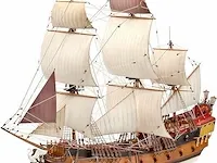 Revell revell_05605 modelkit ship 1 72 - piratenschip - afbeelding 1 van  4