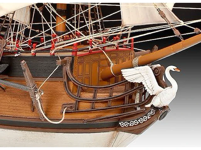 Revell revell_05605 modelkit ship 1 72 - piratenschip - afbeelding 3 van  4