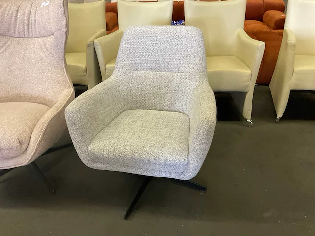 Revi draaibare fauteuil - afbeelding 3 van  6