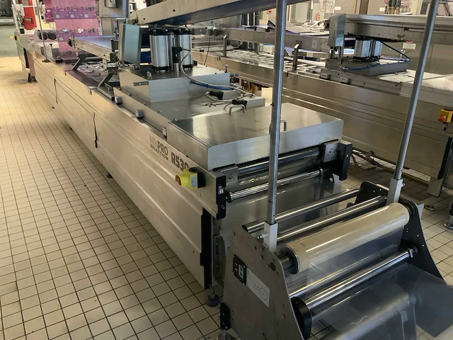 (revisie 2022) multivac r530 dieptrekverpakkingsmachine - afbeelding 12 van  20