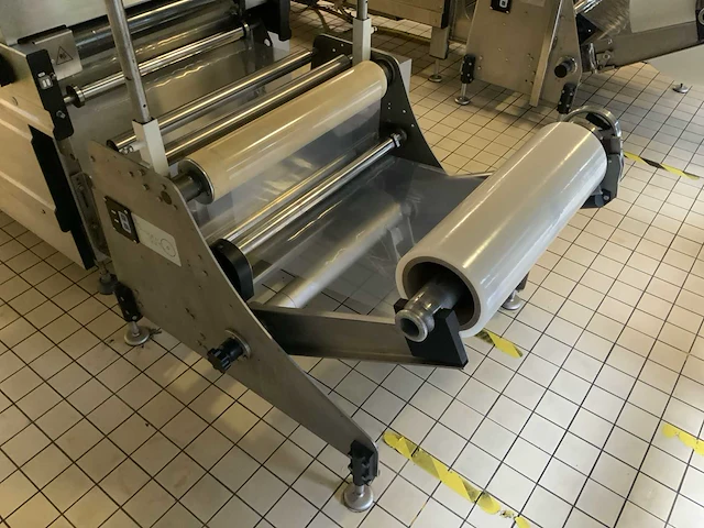 (revisie 2022) multivac r530 dieptrekverpakkingsmachine - afbeelding 15 van  20