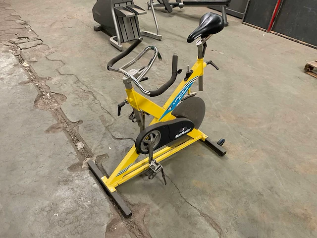 Revmaster spinningbike - afbeelding 3 van  5