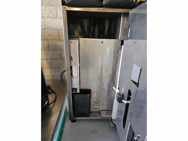 Rex-royal s300 koffiemachine met koppenwarmer en melk koeler - afbeelding 5 van  20