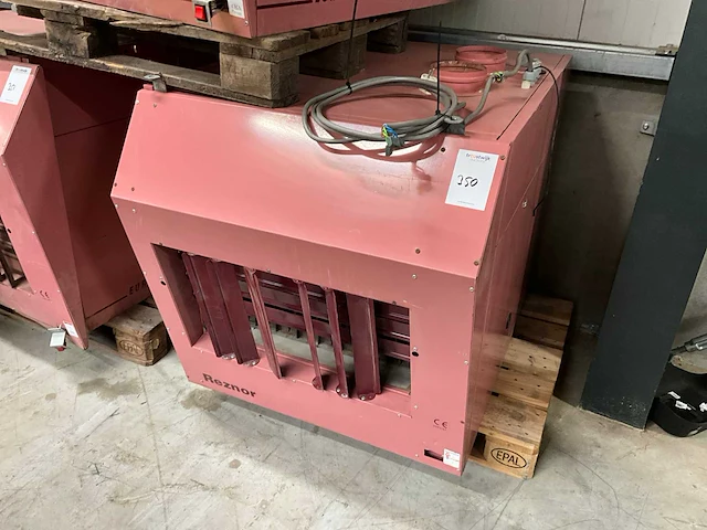 Reznor euro-t 2576 gasgestookte luchtverwarmer - afbeelding 1 van  3