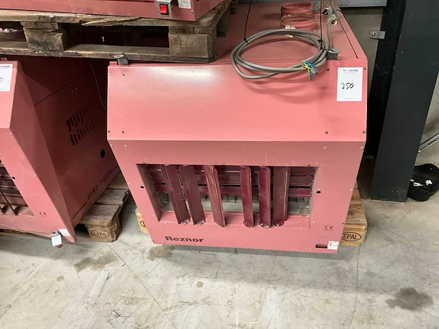 Reznor euro-t 2576 gasgestookte luchtverwarmer - afbeelding 2 van  3