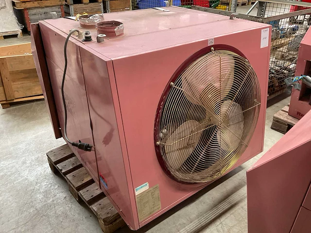 Reznor euro t 2576a luchtverwarmer - afbeelding 1 van  3