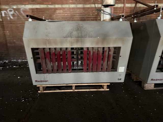 Reznor euro t 2596a industriële verwarmingsinstallatie (2x) - afbeelding 3 van  10