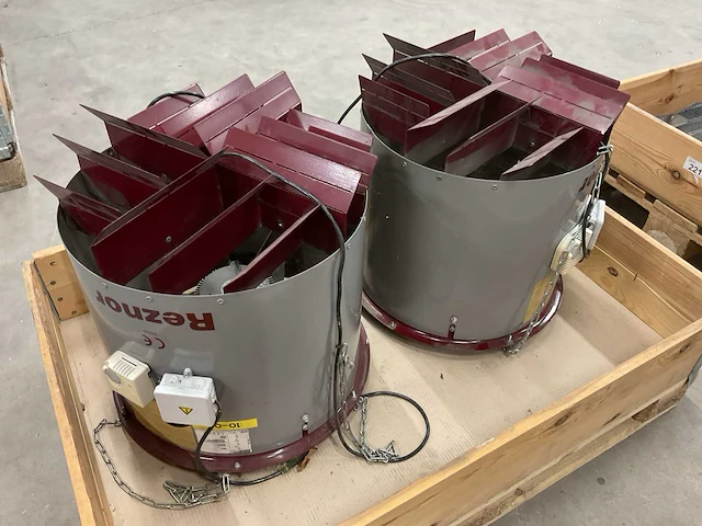 Reznor maximizer 4500 luchtondersteuningsunit (2x) - afbeelding 1 van  4