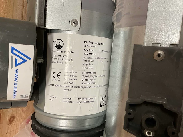 Rf-t partij brandkleppen, 8 stuks - afbeelding 2 van  4
