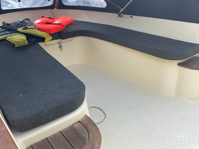 Rhea - 430 classic - sloep op trailer met yamaha fourstroke 9.9 - afbeelding 14 van  33