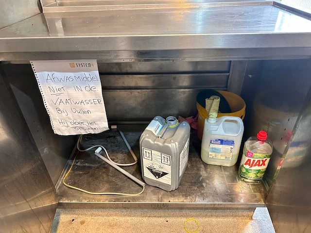 Rhima wd6 korvenvaatwasmachine met aan- en afvoertafel - afbeelding 3 van  7