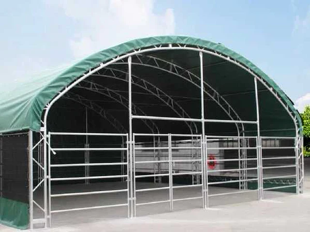 Rhino-cross-shelters cattle tent 9,76x9,76x4,5 m dierenverblijf - afbeelding 1 van  6