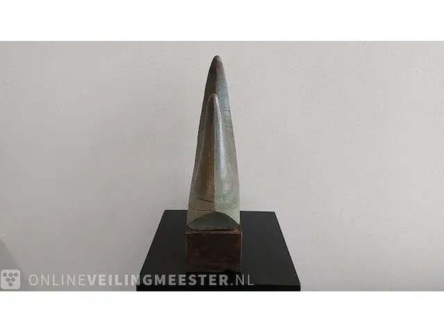 "rhino horns" - afbeelding 2 van  6