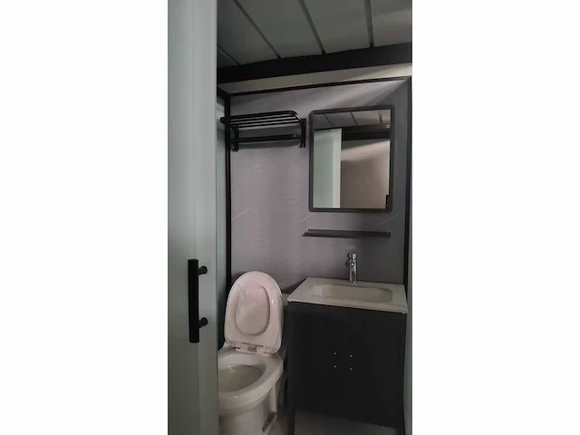Rhino-houses 1160x250x239 cm 29 m2 mobiele woonunit / tiny house (6x) - afbeelding 31 van  42