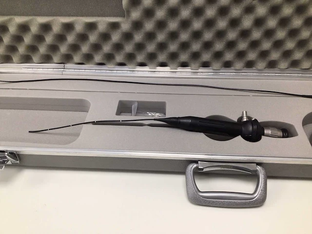 Rhino-pharyngo-laryngoscope - afbeelding 2 van  7