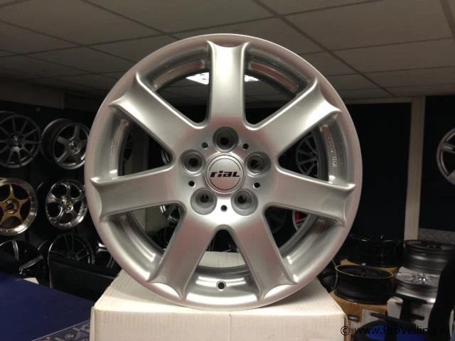 Rial flair aluminium velgenset - 5x120 7j et39 - afbeelding 1 van  1