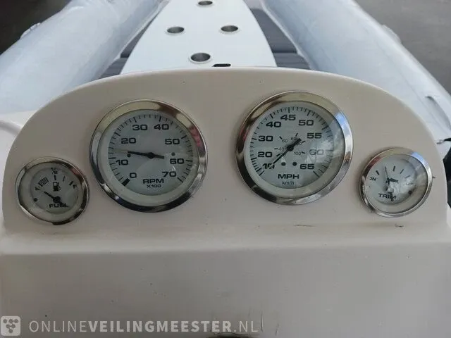Rib 7.30m jenhal, met 225 pk johnson buitenboordmotor en trailer, wit - afbeelding 22 van  63