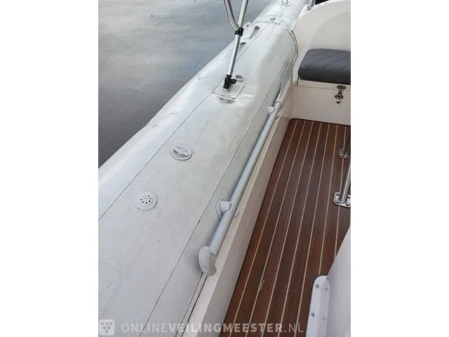 Rib 7.30m jenhal, met 225 pk johnson buitenboordmotor en trailer, wit - afbeelding 30 van  63