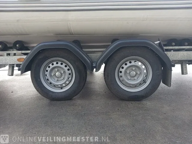 Rib 7.30m jenhal, met 225 pk johnson buitenboordmotor en trailer, wit - afbeelding 54 van  63