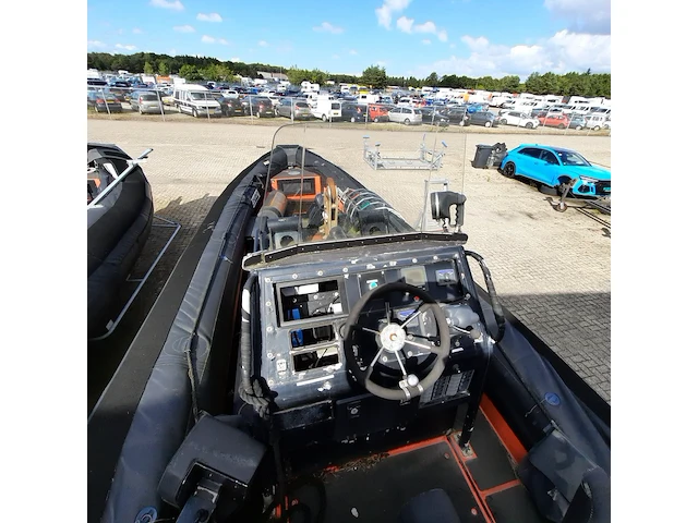 Rib rubberboot met inboard motor (defect), duarry, cormoran rr 835 - afbeelding 9 van  22