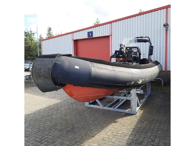 Rib rubberboot met inboard motor (defect), duarry, cormoran rr 835 - afbeelding 12 van  22