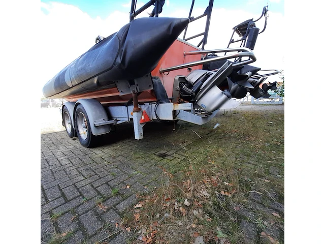 Rib rubberboot met inboard motor (defect) en trailer, o.a duarry, cormoran rr 836 - afbeelding 21 van  35