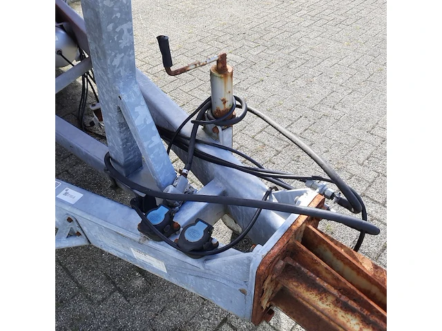 Rib rubberboot met inboard motor (defect) en trailer, o.a duarry, cormoran rr 836 - afbeelding 28 van  35