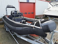 Rib rubberboot met inboard motor (defect) en trailer, o.a duarry, cormoran rr 836 - afbeelding 32 van  35