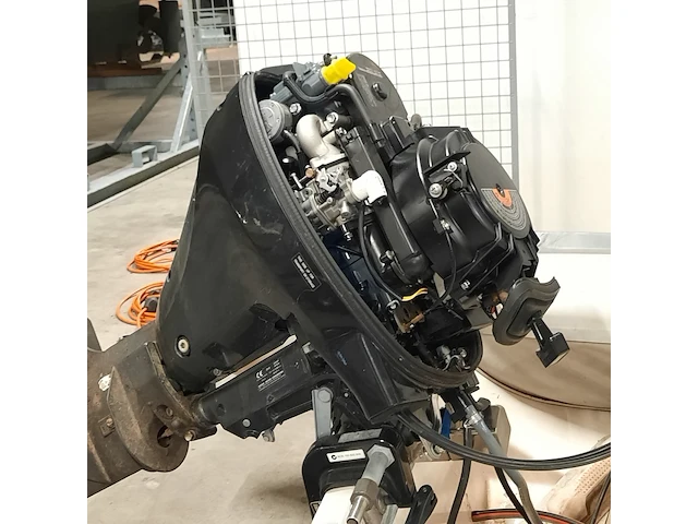 Rib rubberboot met suzuki 9,9 pk buitenboordmotor excellent - afbeelding 20 van  32