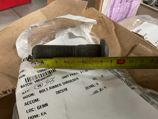 Ribbed shoulder bolt (38x) - afbeelding 2 van  3