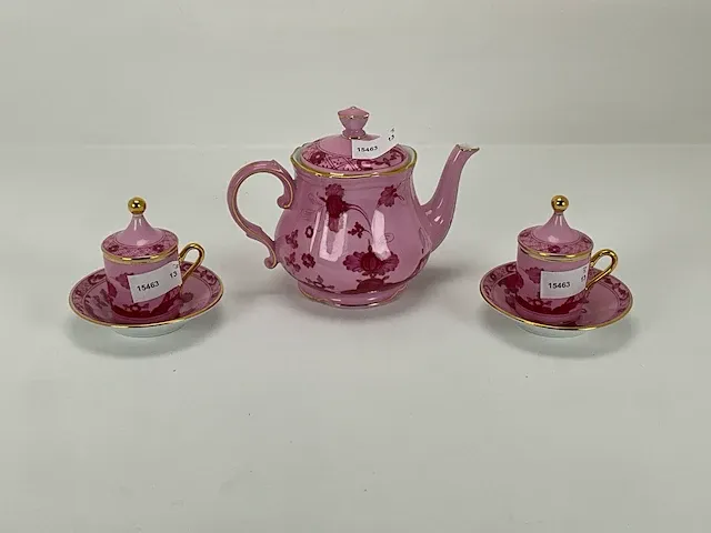Richard ginorri, theepot en twee espresso kopjes - afbeelding 1 van  2