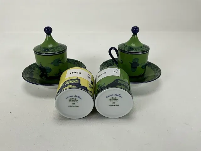 Richard ginorri, twee espresso kopjes en twee kaarsen - afbeelding 2 van  2
