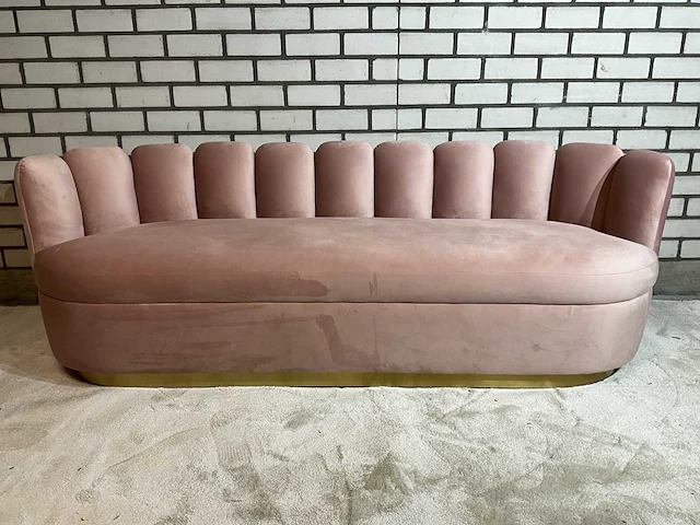 Richmond camden pink velvet sofa - afbeelding 1 van  7