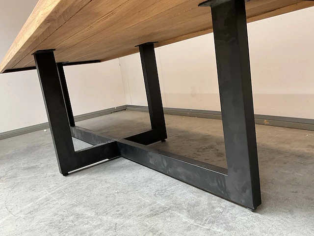 Richmond eetkamertafel 240 cm - afbeelding 4 van  7
