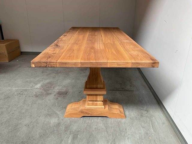 Richmond normandy eetkamertafel 240 cm - afbeelding 4 van  9