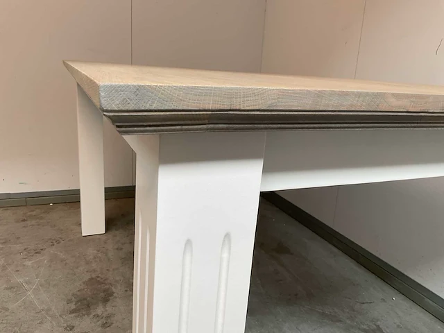 Richmond oakdale eetkamertafel 160 cm - afbeelding 5 van  7