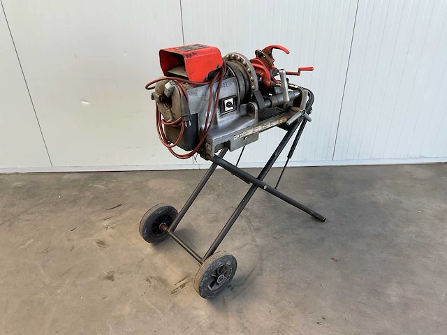 Ridgid 300 compact draadsnijmachine - afbeelding 5 van  10